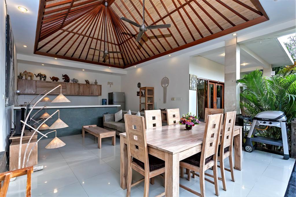 Rumah Indah Villa Seminyak Exterior foto