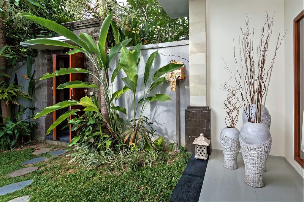 Rumah Indah Villa Seminyak Exterior foto
